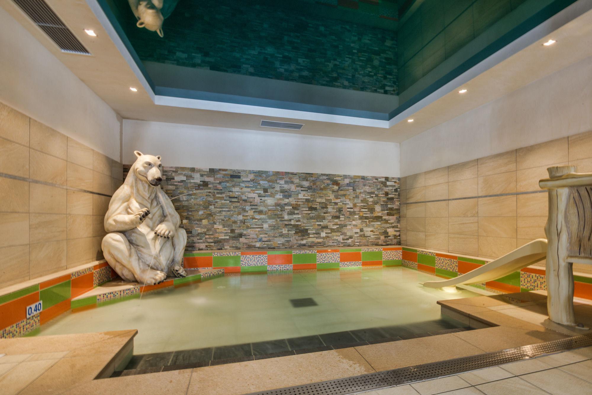 Cgh Residence Boutique Les Chalets De Layssia Samoens Luaran gambar