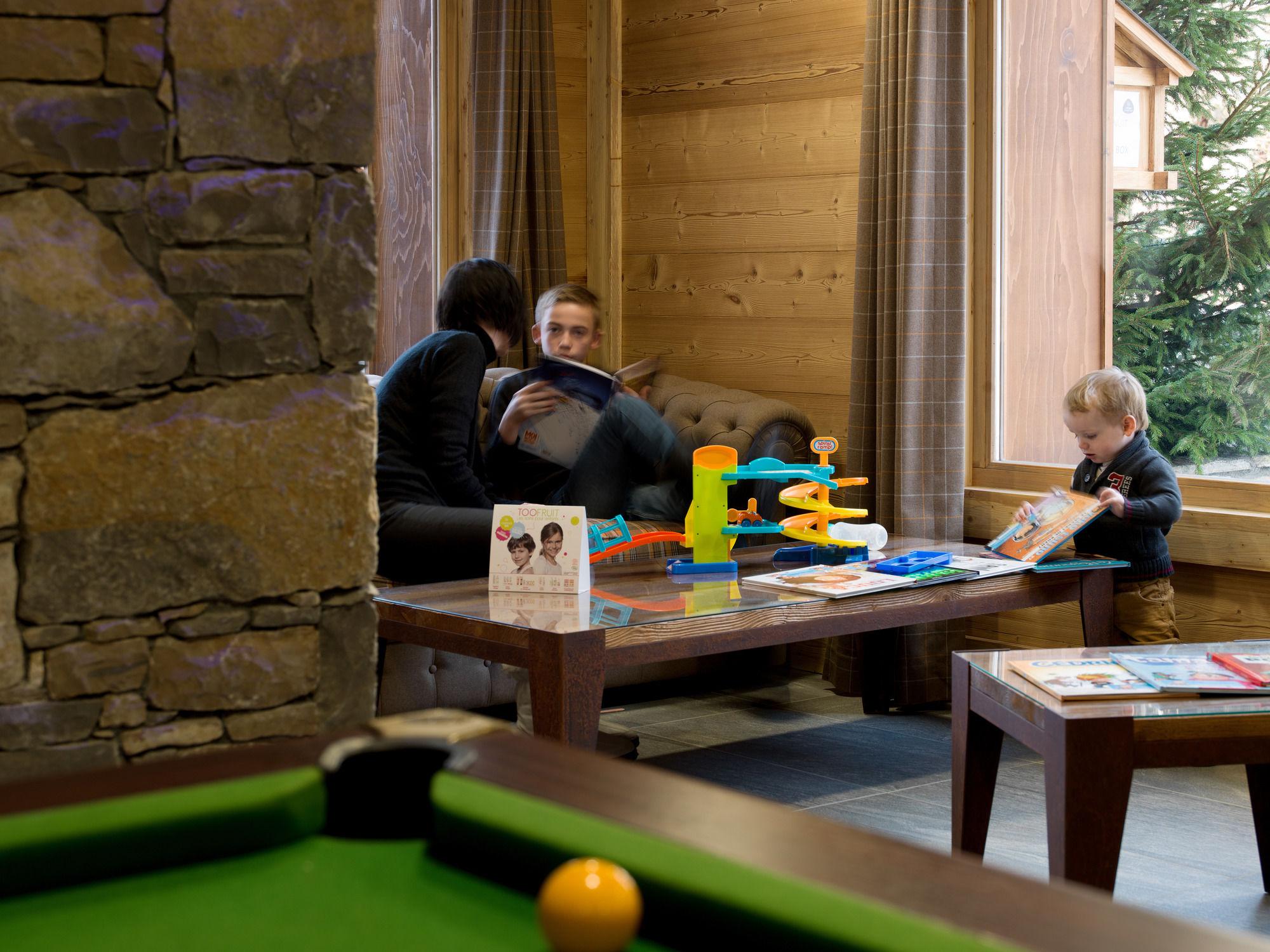 Cgh Residence Boutique Les Chalets De Layssia Samoens Luaran gambar