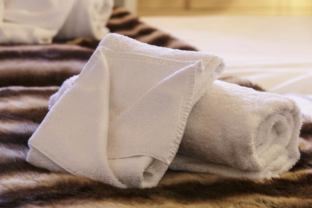 Cgh Residence Boutique Les Chalets De Layssia Samoens Luaran gambar